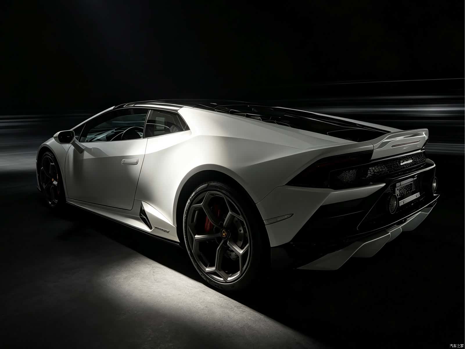 Lamborghini Huracán, 2023 3