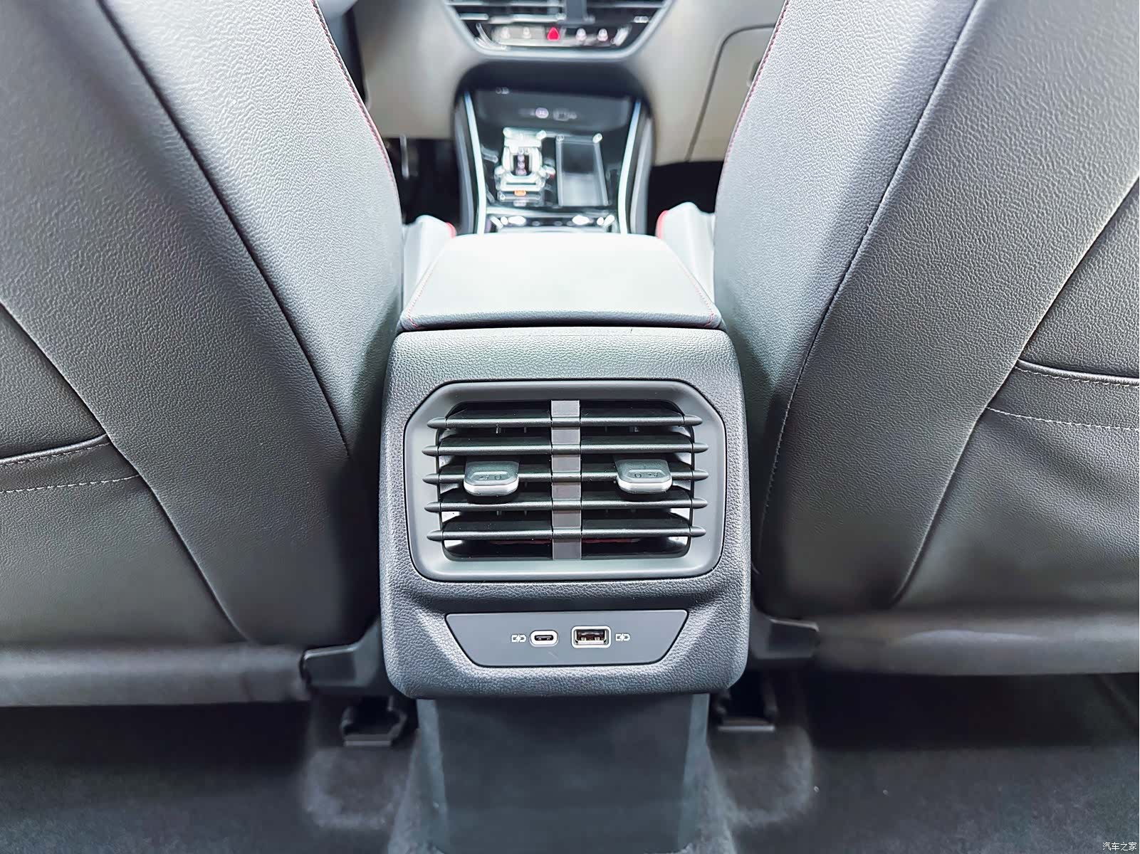 Volkswagen Lamando, 2023 19