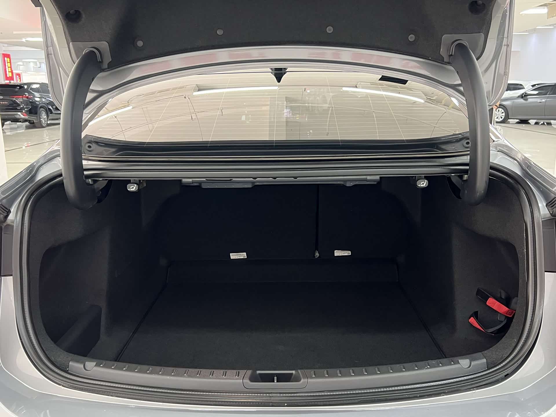 Ford Mondeo, 2023 17