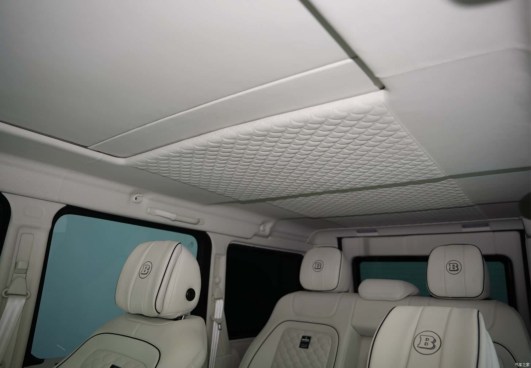 Mercedes-Benz G-Class, 2018 16