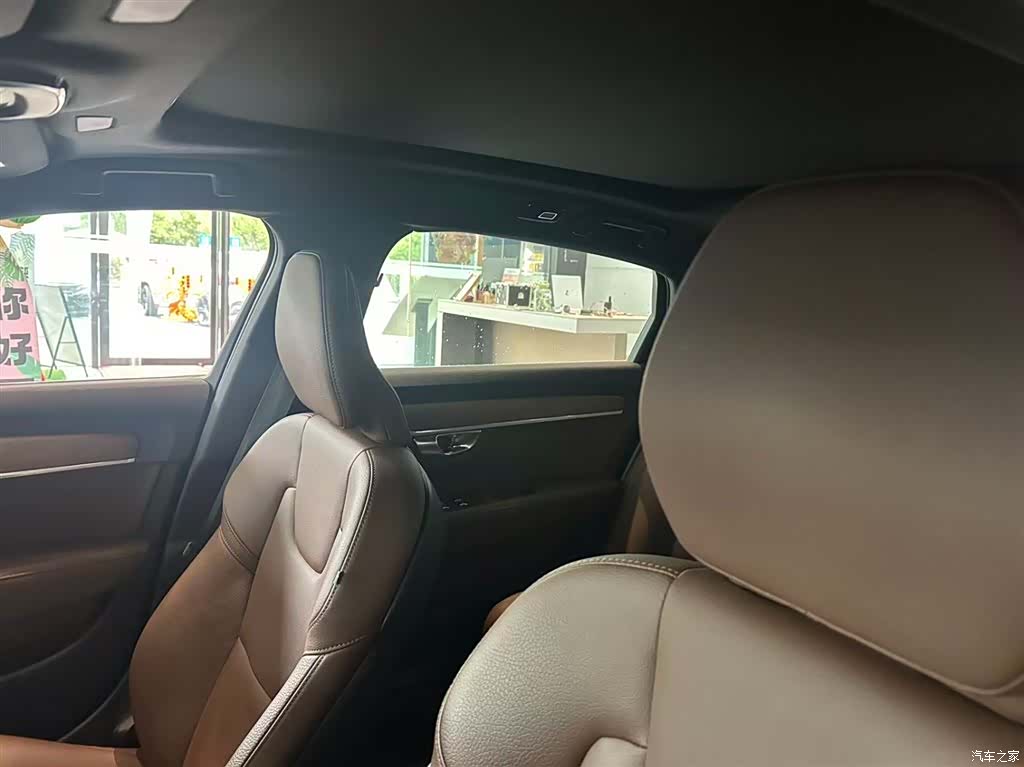 Volvo S90, 2024 все фото