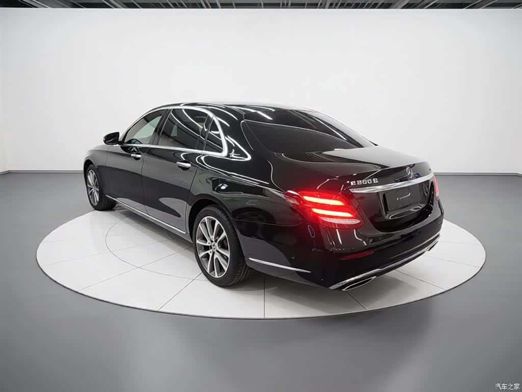 Mercedes-Benz E-Class, 2017 все фото