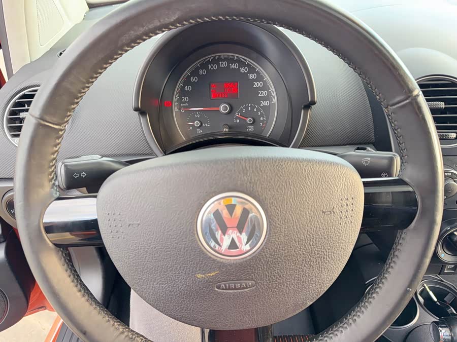 Volkswagen Beetle 2010, фото 8