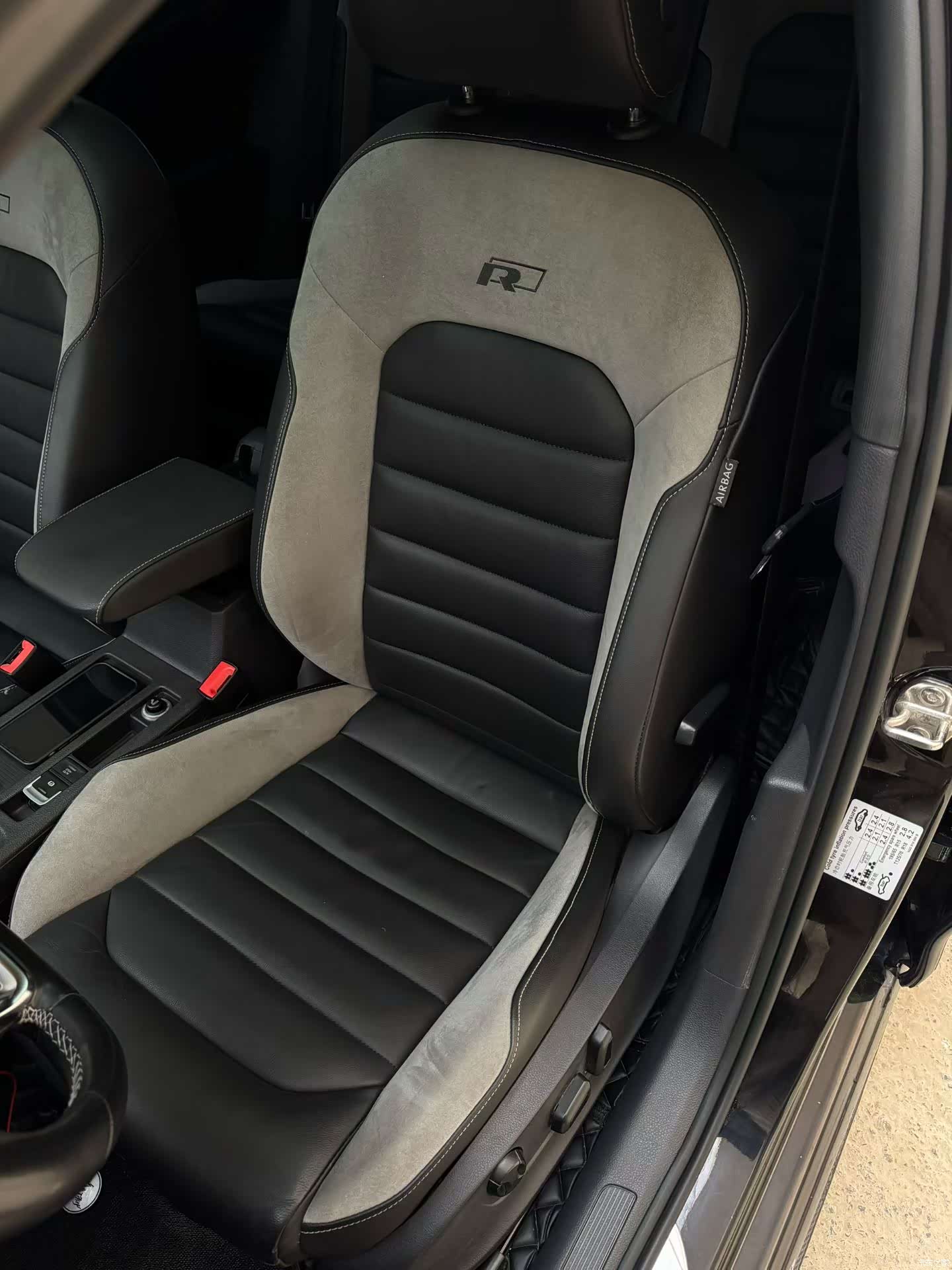 Volkswagen Golf, 2020 4