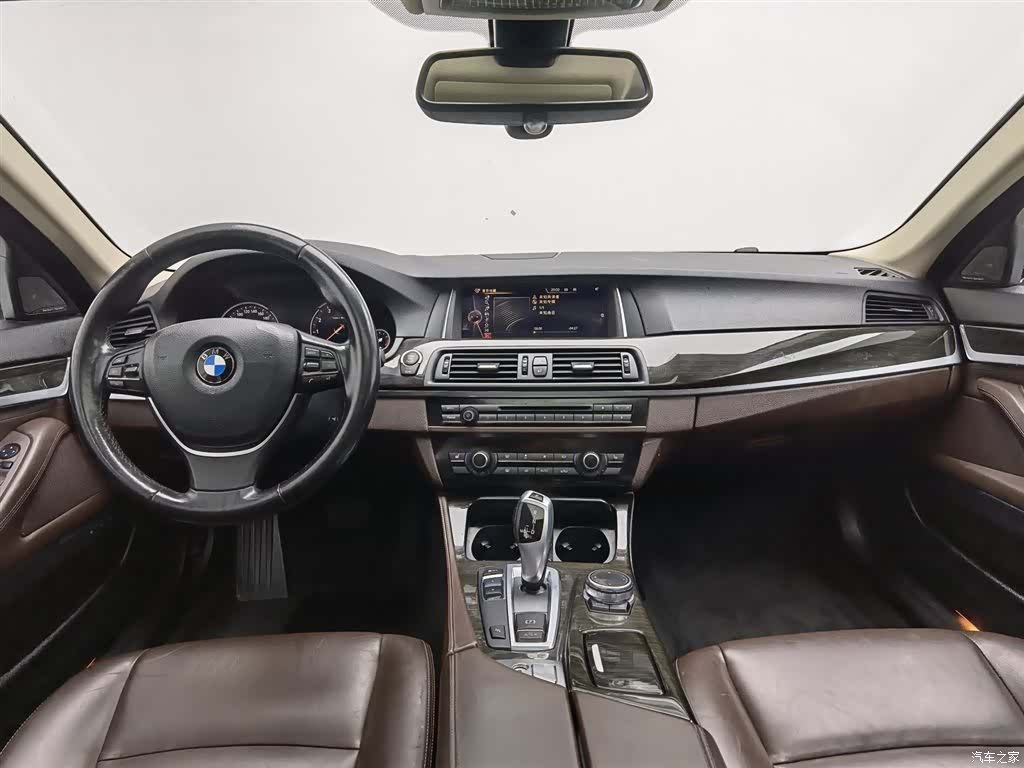 BMW 5 Series, 2016 все фото