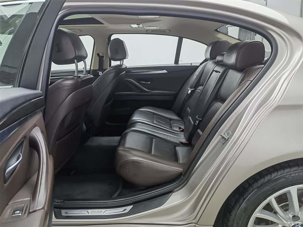 BMW 5 Series, 2016 15