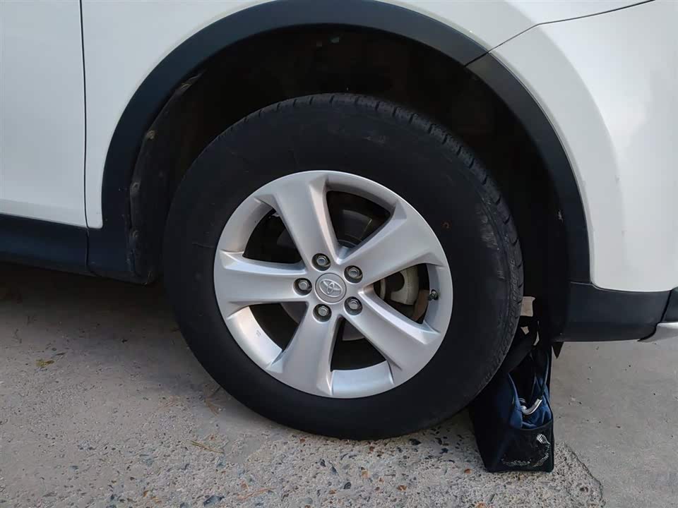 Toyota RAV4 Rongfang