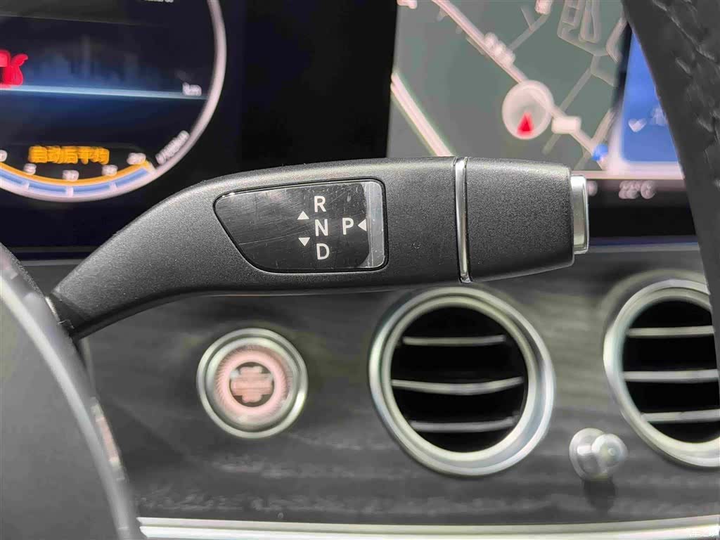 Mercedes-Benz E-Class, 2020 10