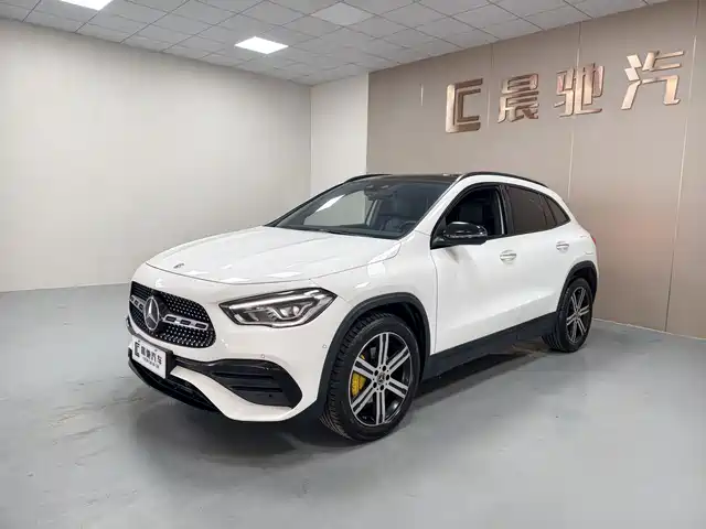Mercedes-Benz GLA 2021 — купить из Китая под заказ