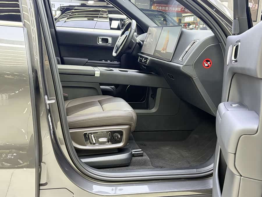 Li Auto L9 2024, фото 15