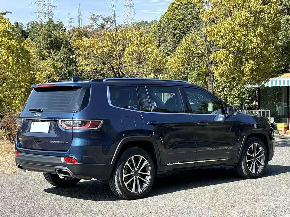 Jeep Grand Commander