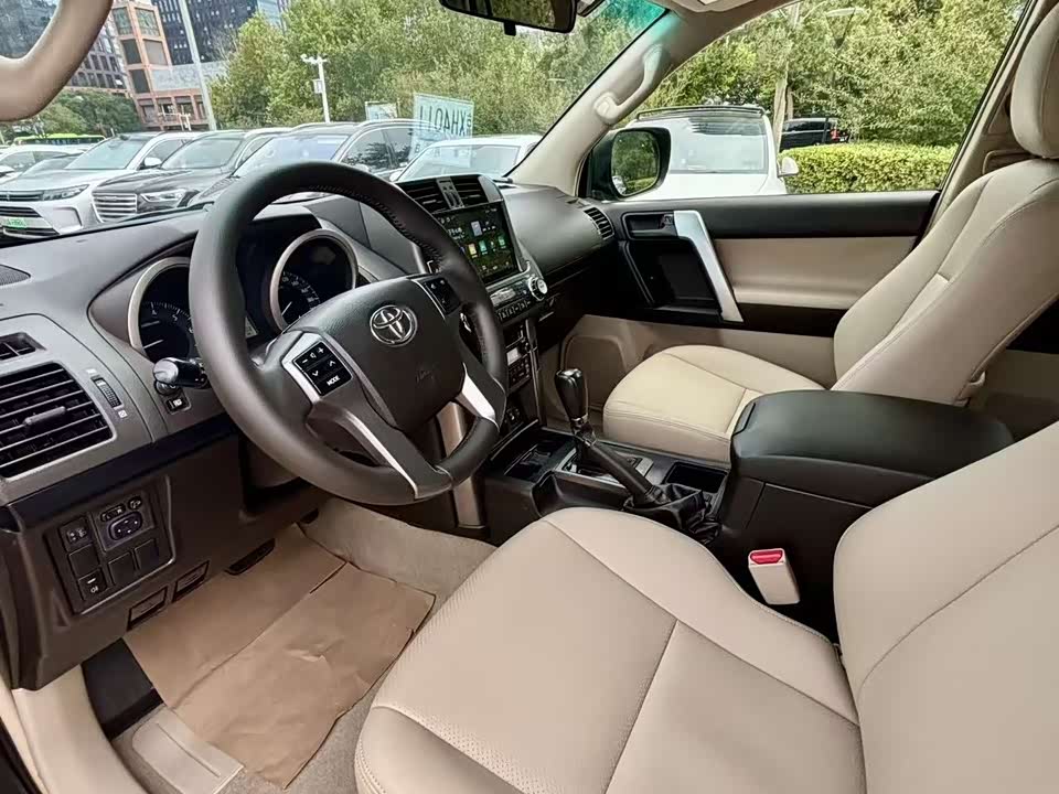 Toyota Prado
