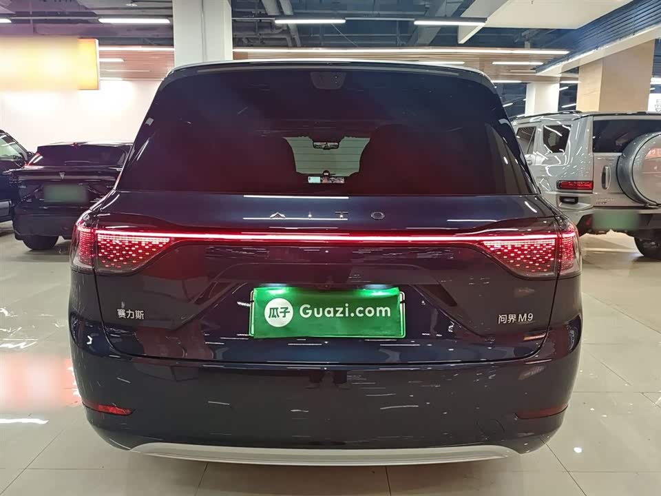 AITO Ask the world M9