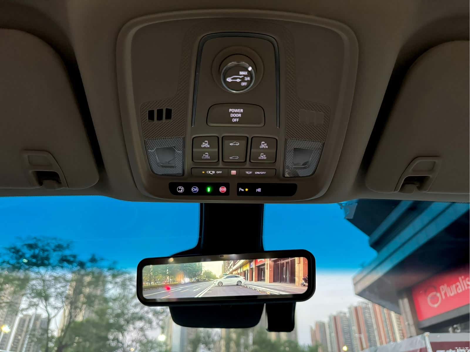 Buick GL8, 2022 9