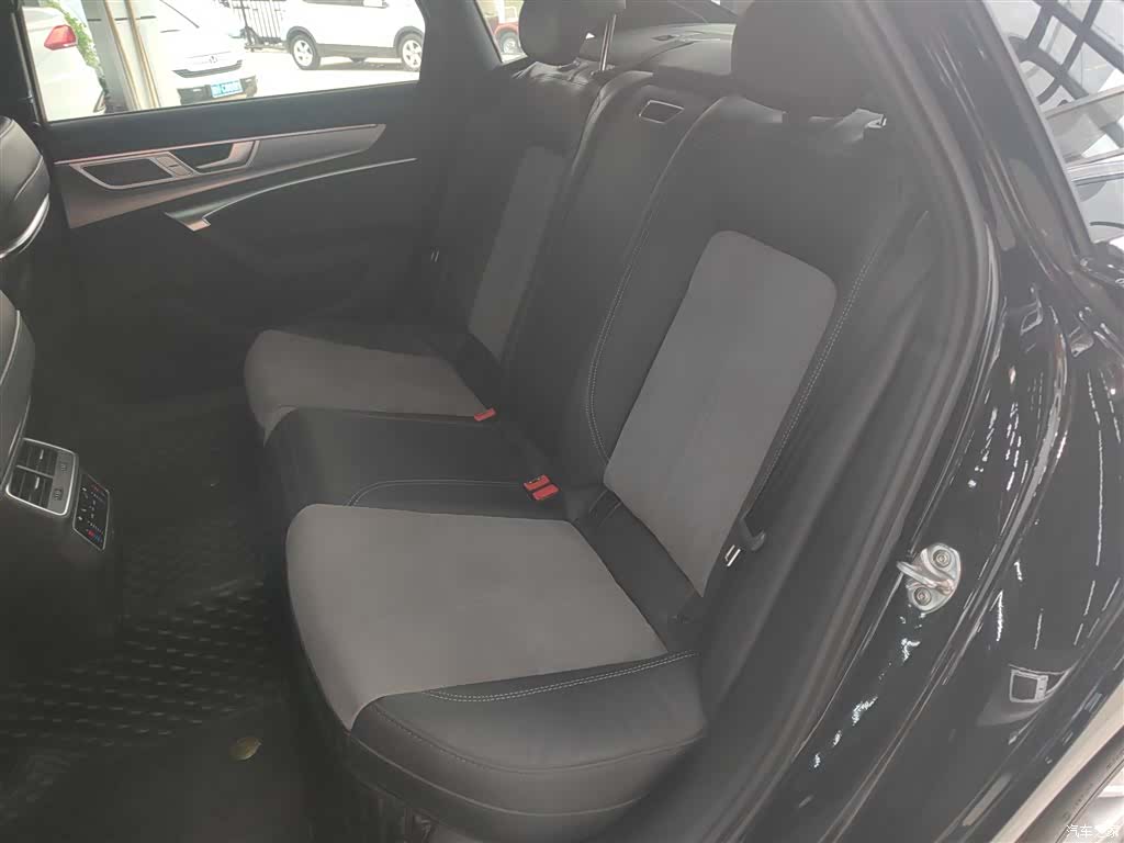 Audi A6L, 2023 13
