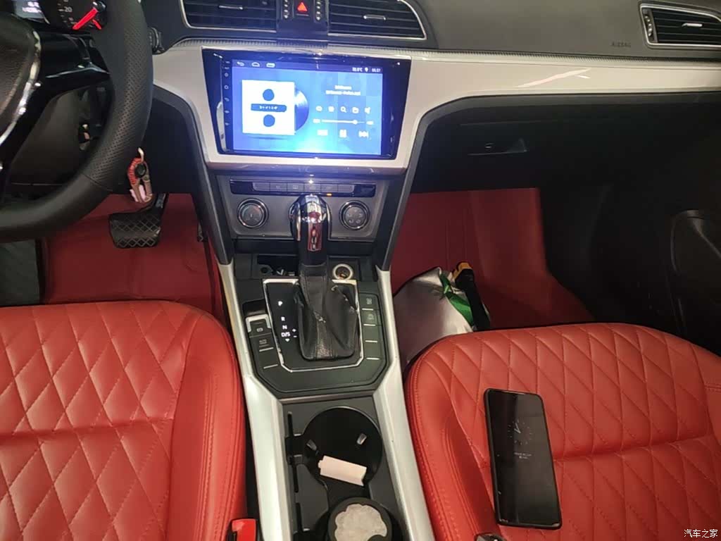 Volkswagen Lamando, 2018 14