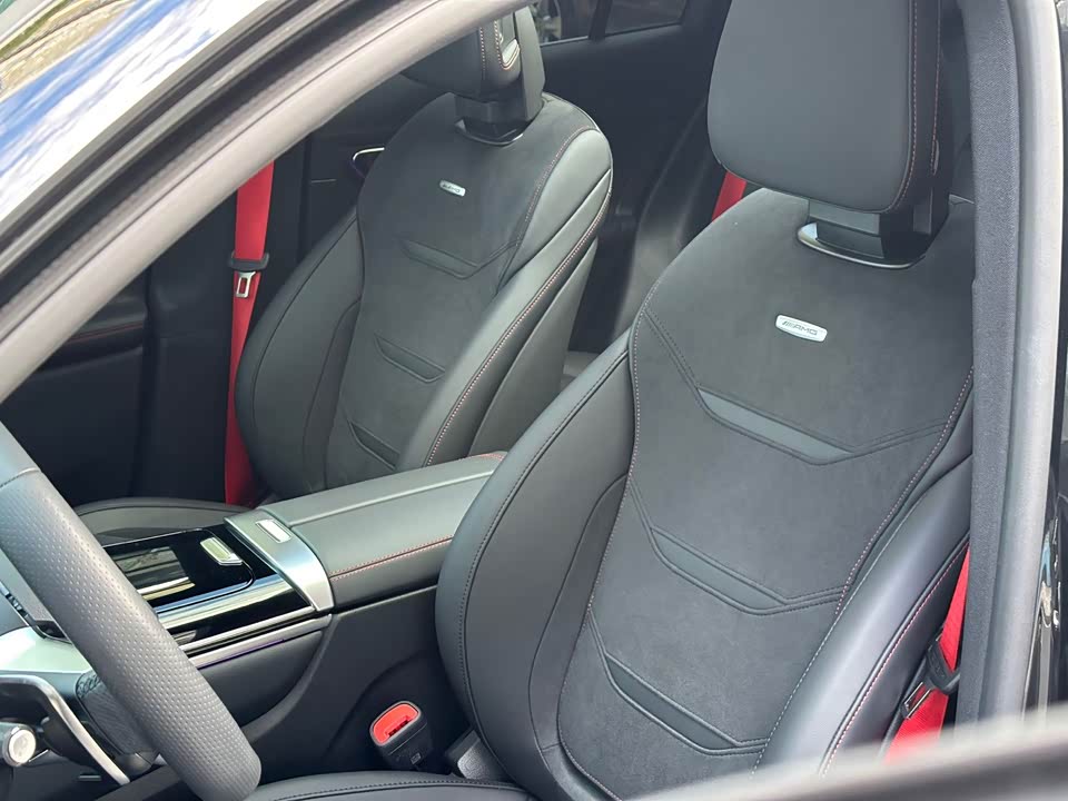 Mercedes-Benz GLC AMG