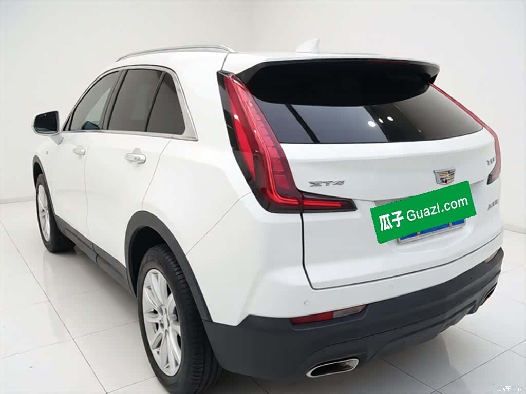 Cadillac XT4, 2019 все фото