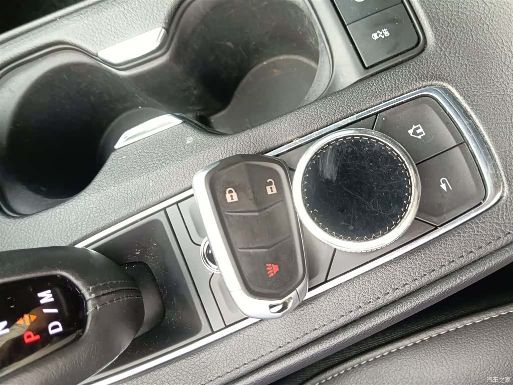 Cadillac XT4, 2019 9