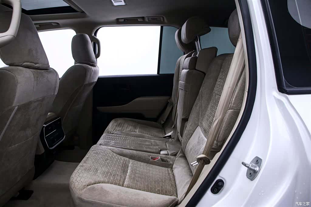 Toyota Land Cruiser, 2024 14