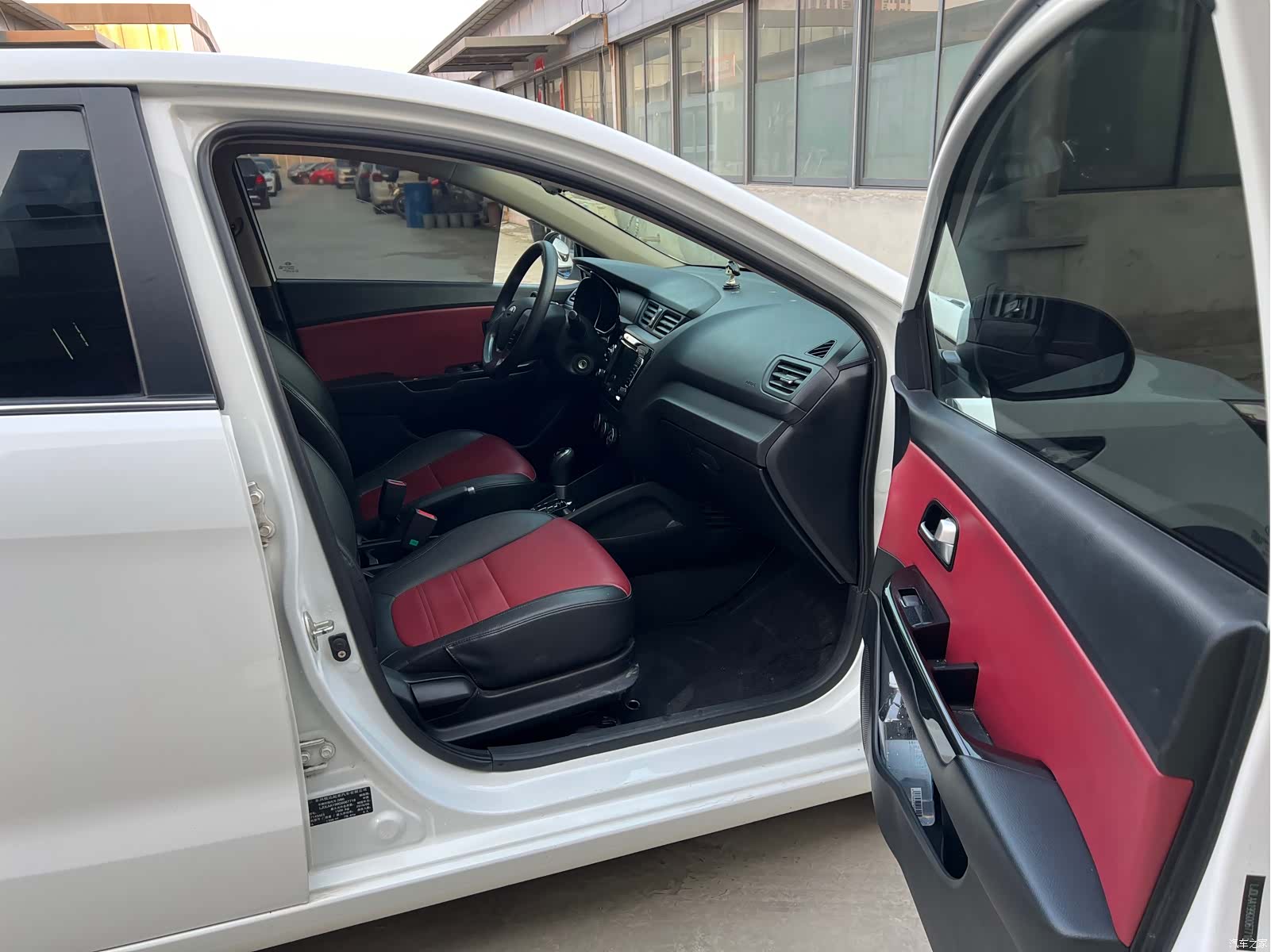 Kia K2, 2016 11
