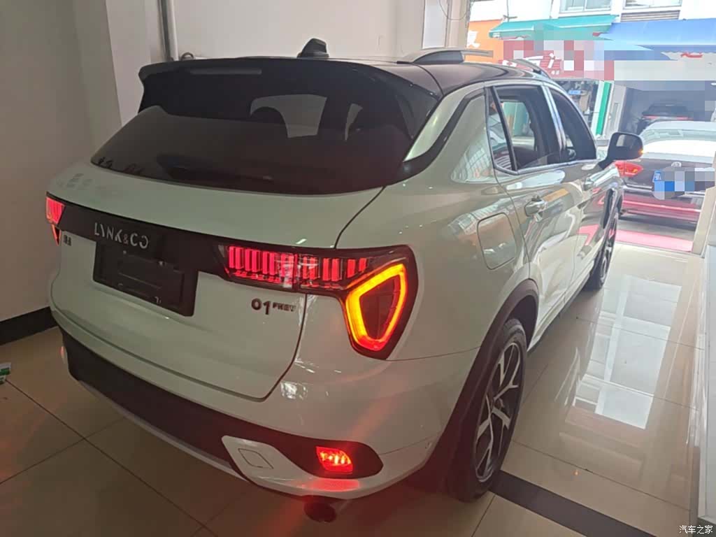 Lynk & Co 01, 2019 все фото