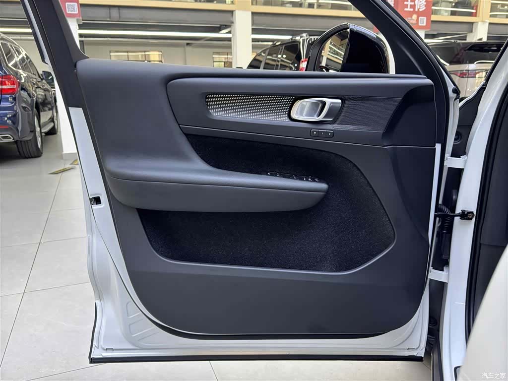 Volvo XC40, 2019 14