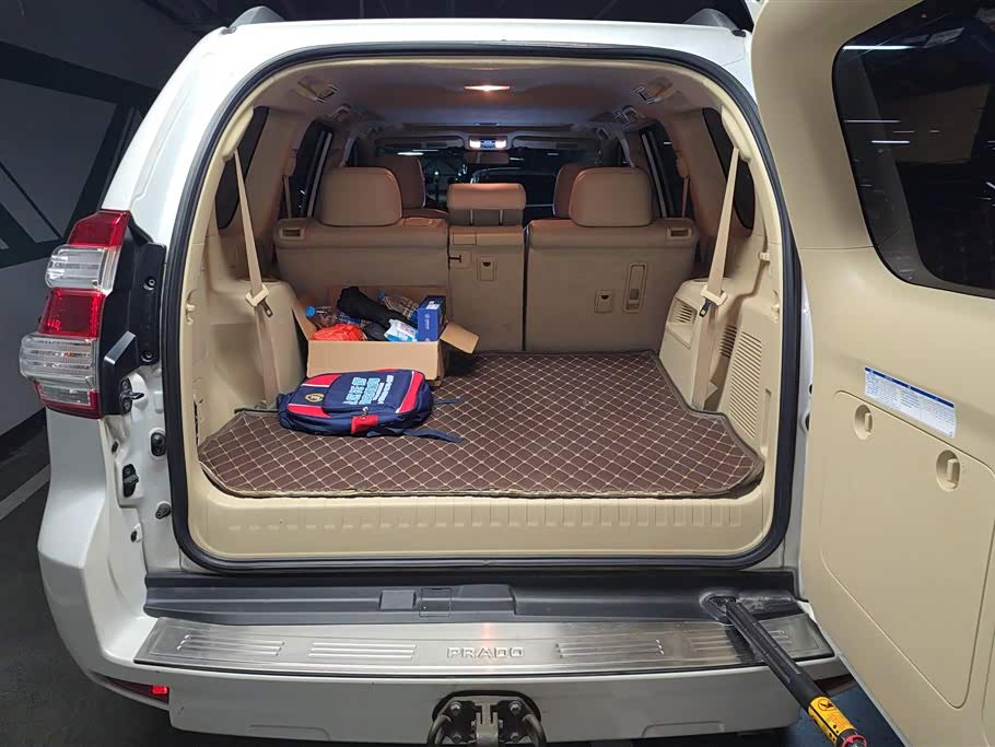 Toyota Prado