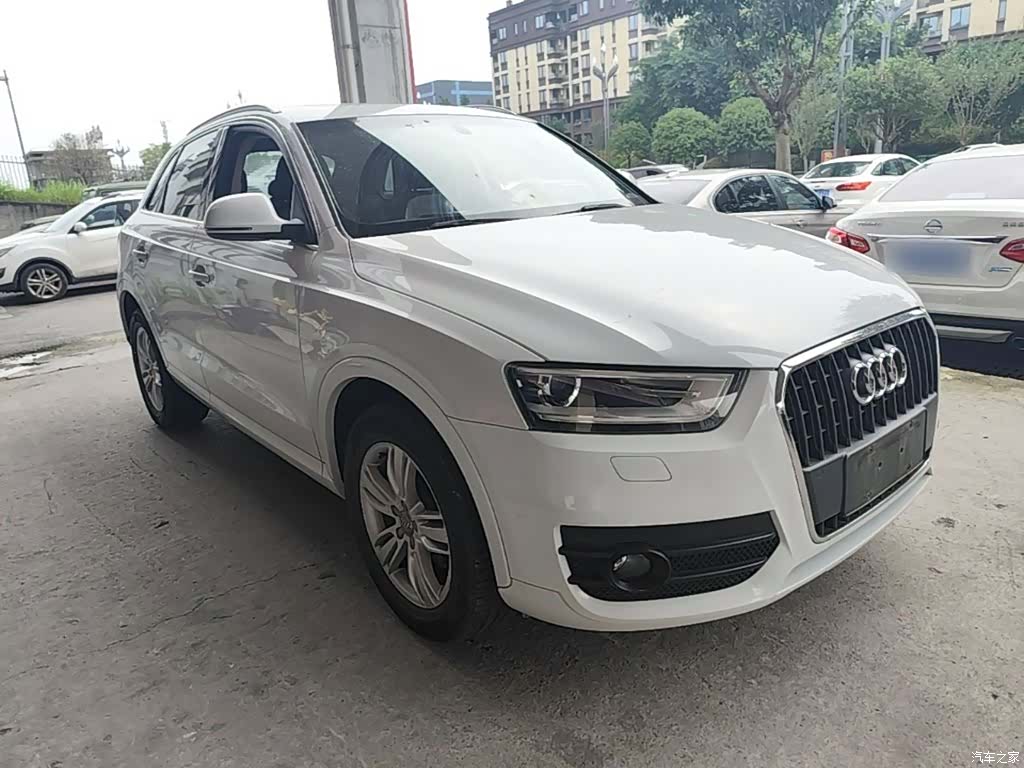Audi Q3, 2014 4