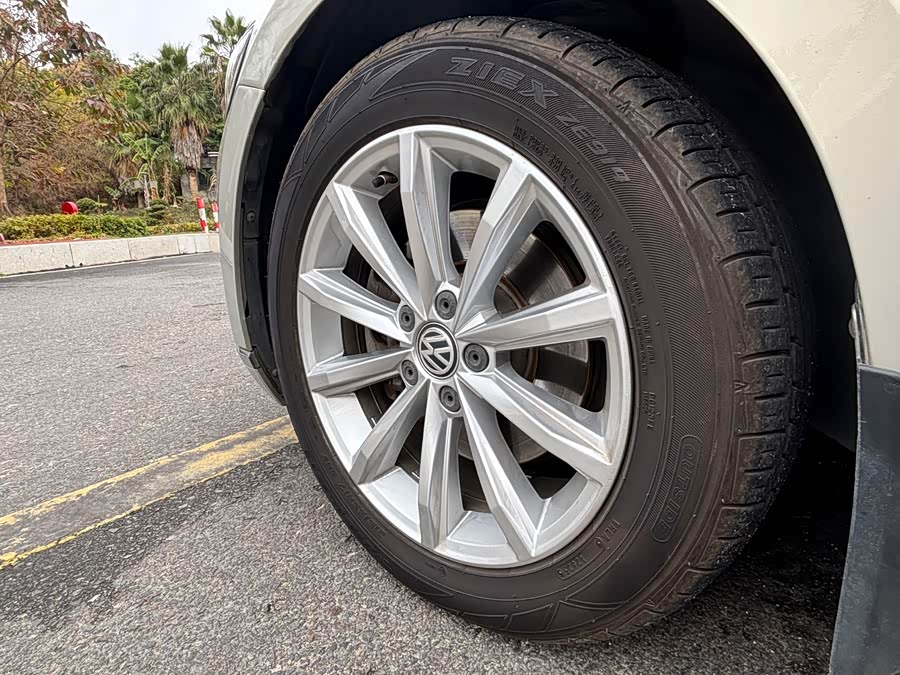 Volkswagen Magotan 2019, фото 17