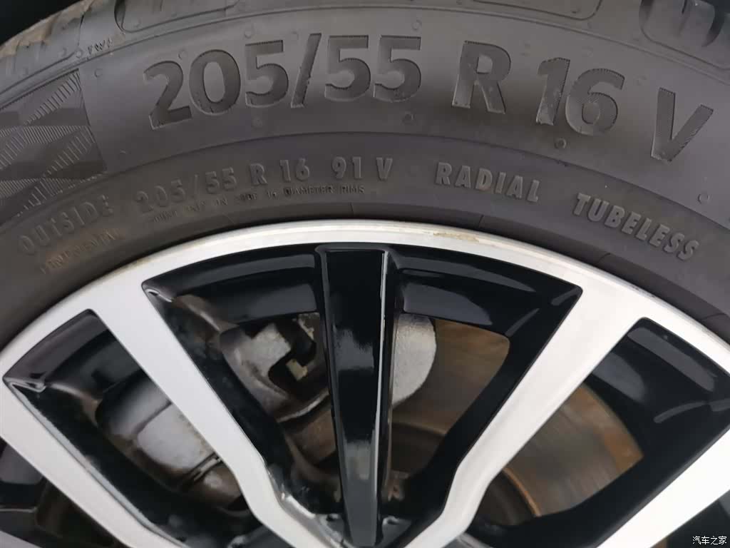 Volvo V40, 2018 24