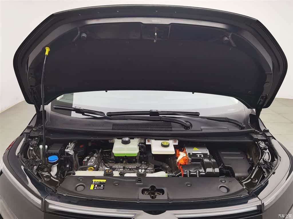 Trumpchi E8, 2024 6