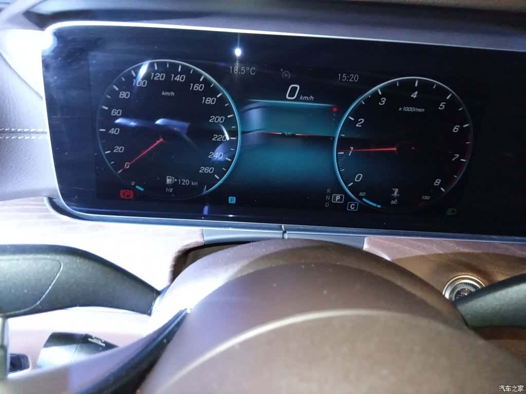 Mercedes-Benz E-Class, 2021 4