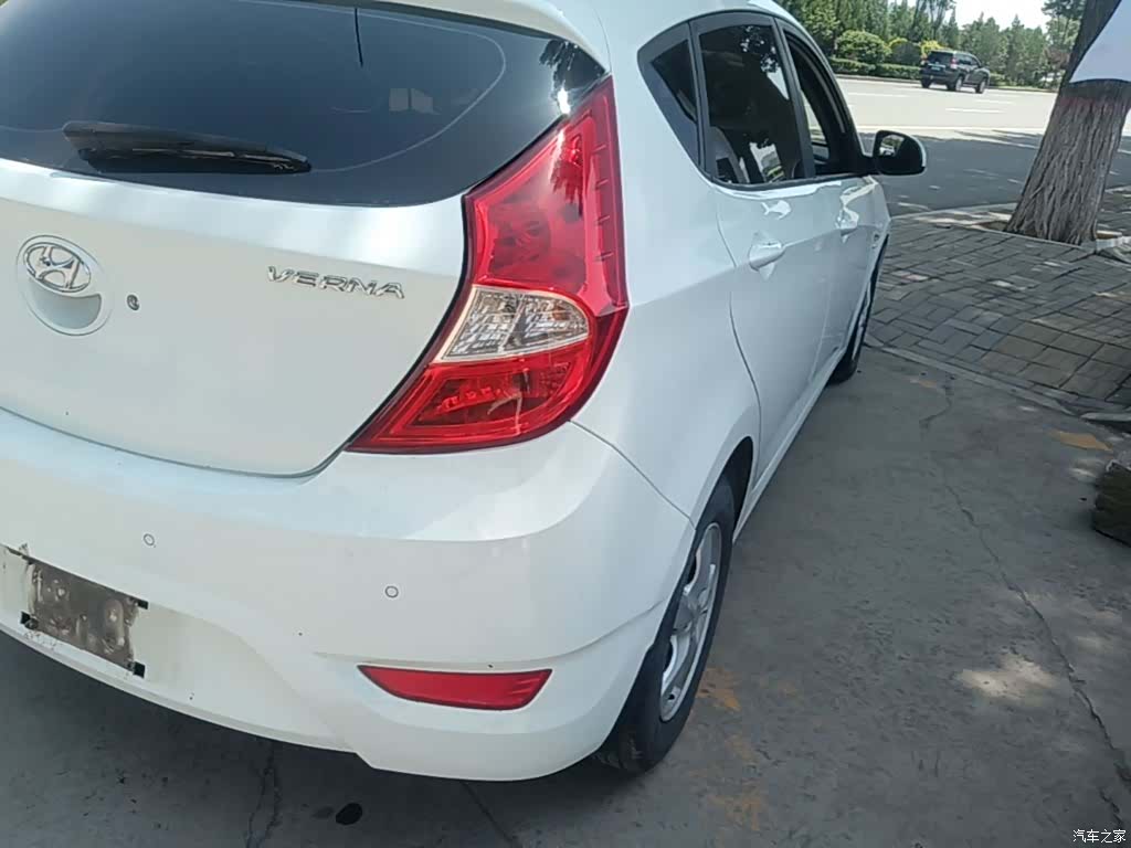 Hyundai GLX, 2016 8