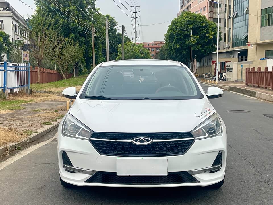Chery Arrizo 5