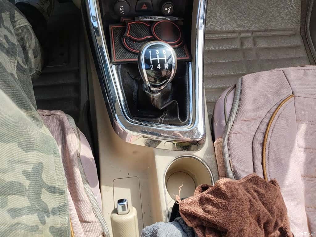 Wuling 730, 2014 7