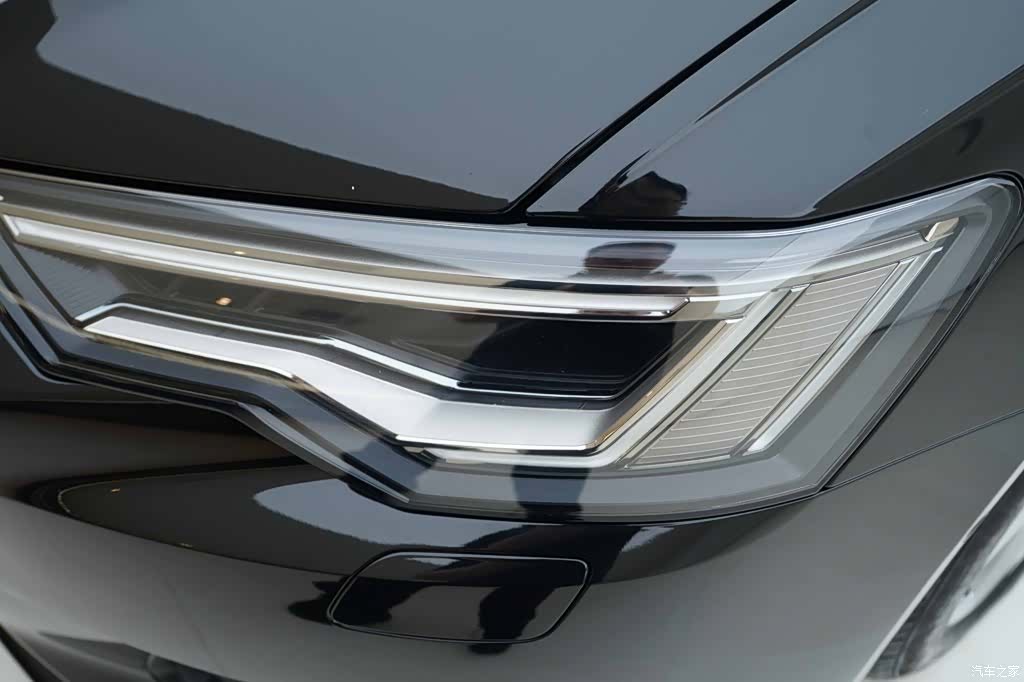 Audi A6L, 2020 15