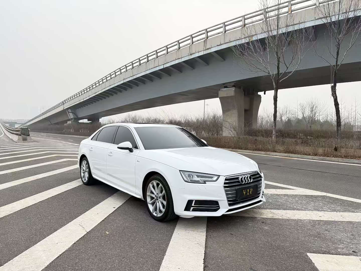 Audi A4L, 2018 3