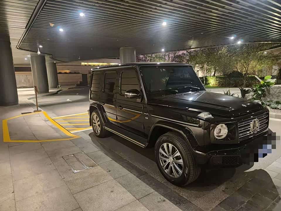 Mercedes-Benz G-class