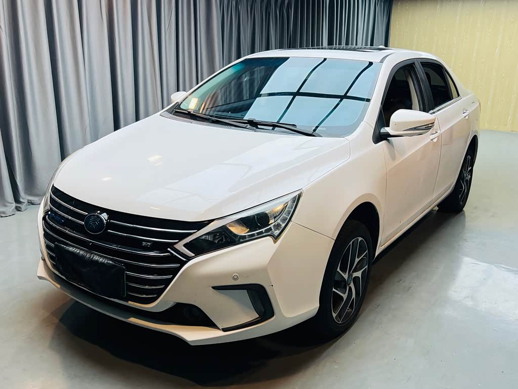 BYD Qin NEV