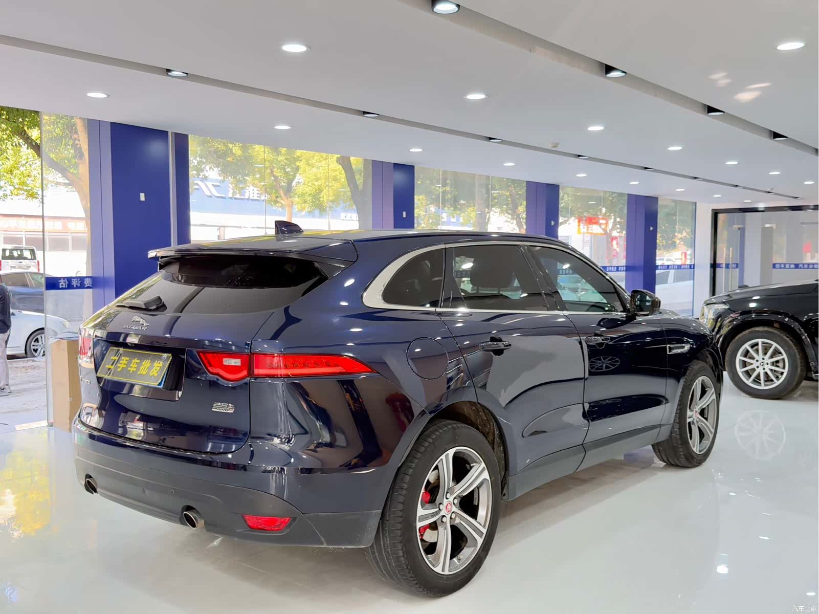Jaguar F-PACE, 2018 7