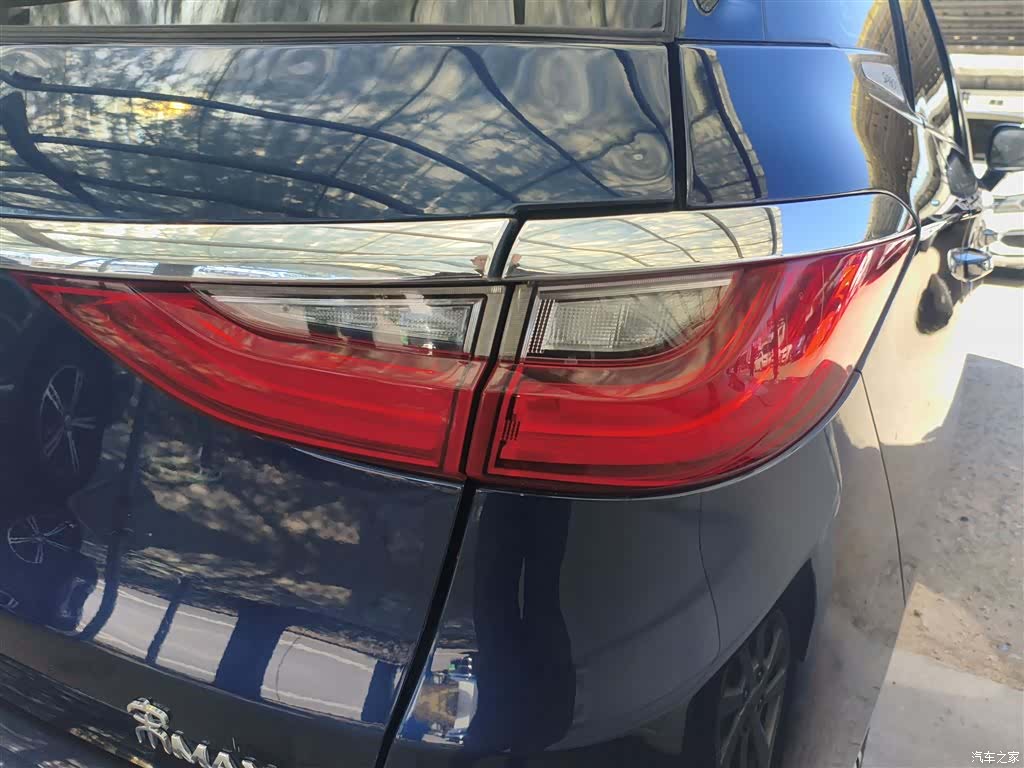 BYD Song, 2018 8