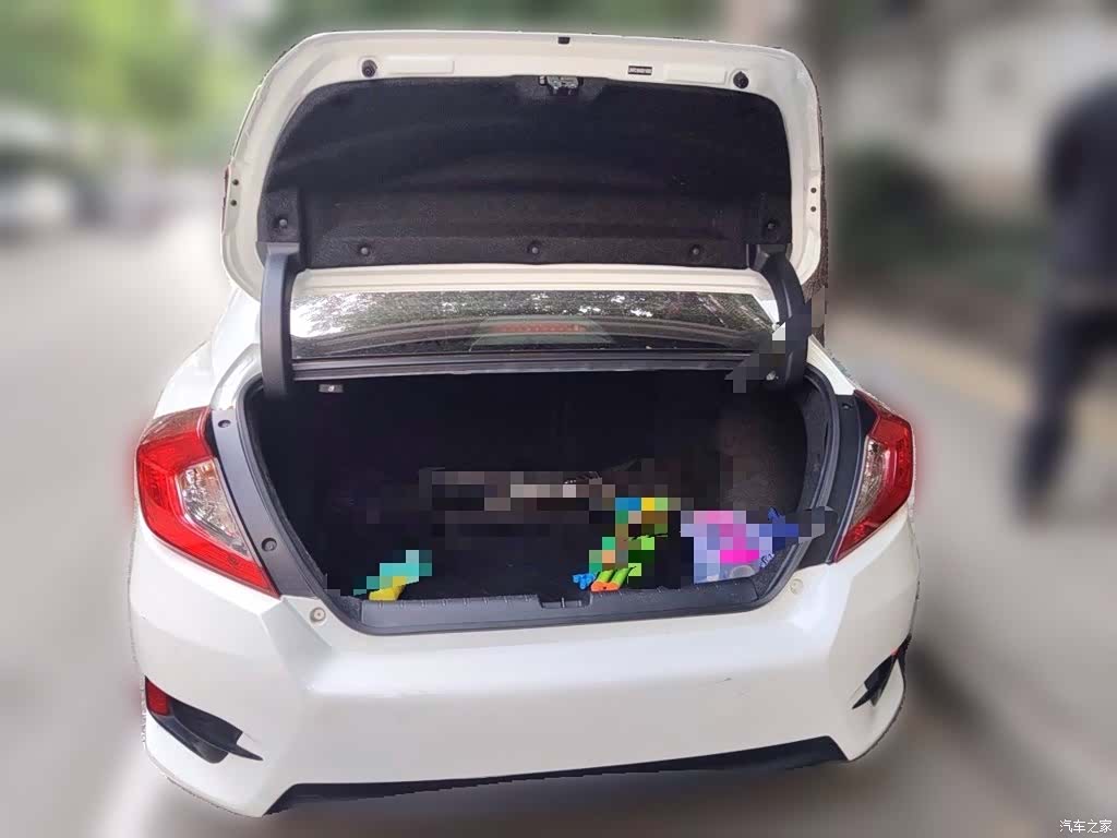 Honda Civic, 2017 10