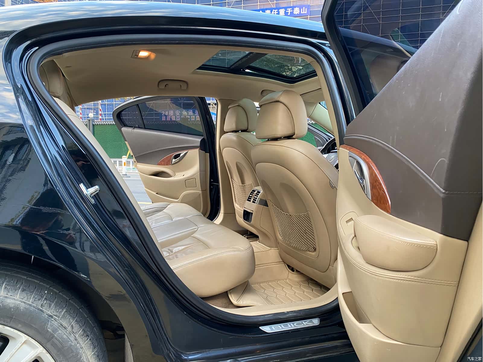 Buick LaCrosse, 2011 12