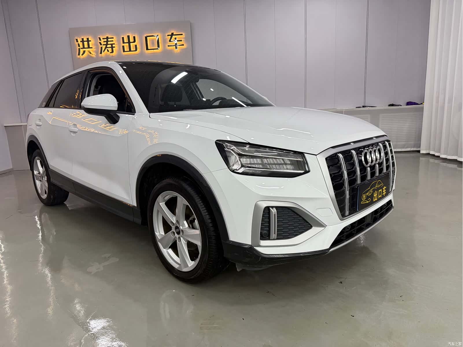 Audi Q2L, 2023 3