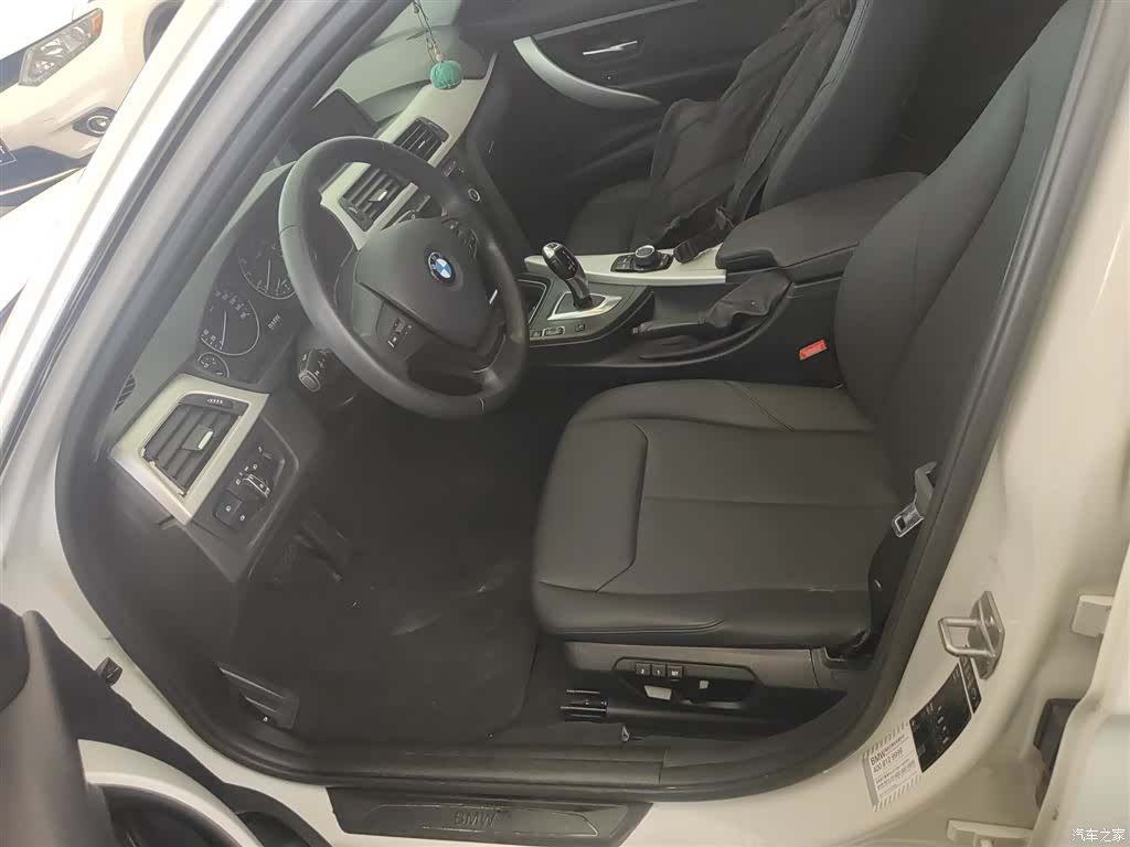 BMW 3 Series, 2015 15