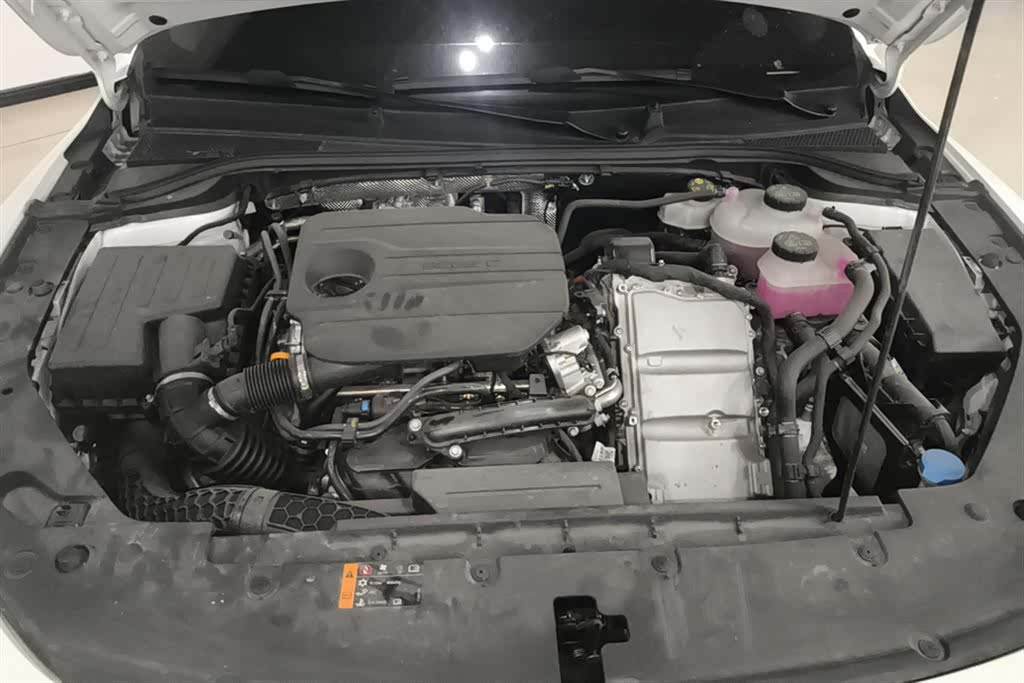 Roewe D7, 2025 10
