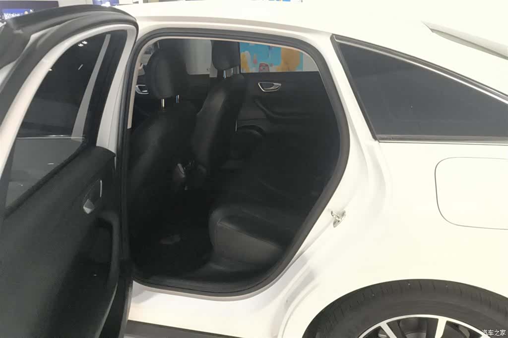 Roewe D7, 2025 11