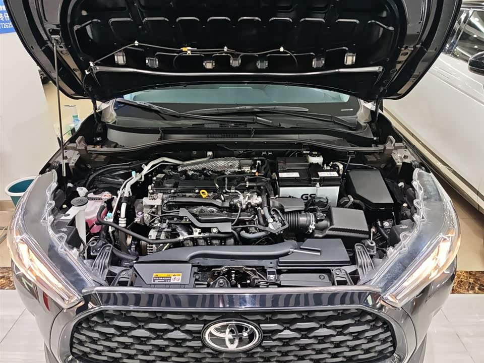 Toyota Corolla Sharp amplifier