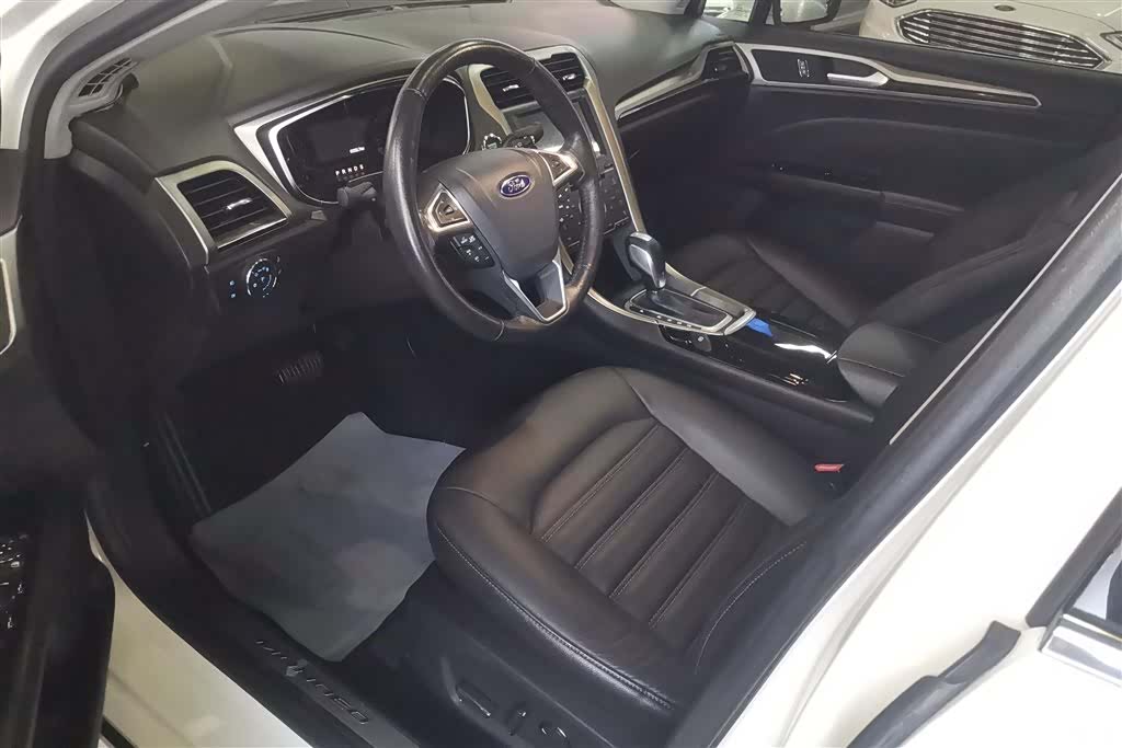Ford Mondeo, 2016 9